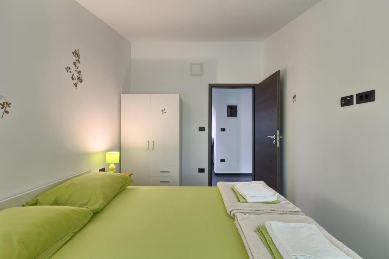 Apartments Ines Pula Exterior foto